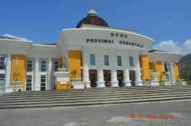 Momen Menggetarkan, DPRD Provinsi Gorontalo Gelar 4 Paripurna Sehari
