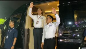 Anies dan Cak Imin ke KPU Tampil Ekslusif dengan Mercedes-Benz Sprinter Rp 1,2 Miliar