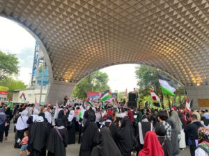 Tumpah Ruah Gelombang Aksi Damai untuk Palestina di Bawah Menara Limboto