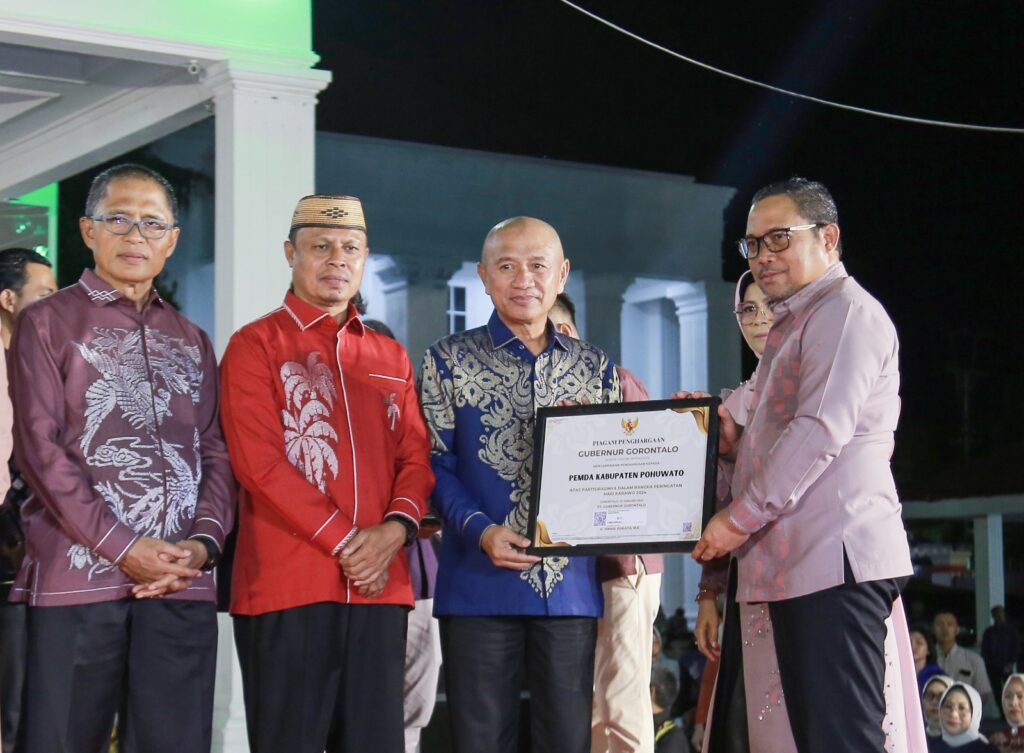 Puncak Hari Karawo: Kehadiran Elegan Bupati Pohuwato dan Pesona Parade Busana