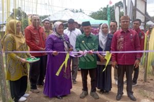 Bupati Gorontalo Resmikan Jalan Tani di Ulobua dan Motilango sebagai Tonggak Pembaruan