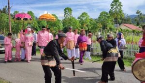 Sekda Ikuti Prosesi Adat Moloopu Camat Suwawa Selatan, Ishak : Simbol Tanggung Jawab Pelayanan Publik