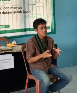Politik “Dangkal” di Pinggir Peradaban