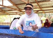 Bupati Bonebolango Merlan Uloli Gelar Program Bunga Desa di Kecamatan Suwawa Timur