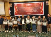 Tujuh Pantarlih Tercepat Raih Penghargaan dari KPU