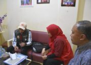 Betty Idroos Pantau Langsung Pelaksanaan Coklit di Desa Hulawa
