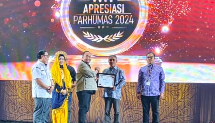 KPU Provinsi Gorontalo Raih Penghargaan Terbaik Kedua Anugerah Parhumas 2024