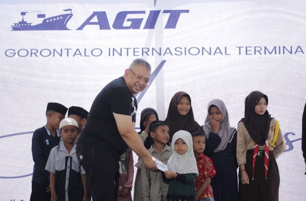 PT AGIT Luncurkan Program Pelatihan Bahasa Inggris dan Kesempatan Praktik Magang untuk Anak Muda Gorontalo, PT Anggrek Gorontalo Internasional Terminal (AGIT) Semarakkan HUT Ke-3 Melalui Serangkaian Inisiatif Sosial. (Foto . Dok. PT AGIT )