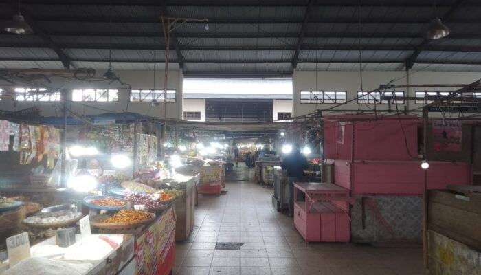 Pedagang Cemas, Pasar Rakyat Liluwo Sepi Pembeli