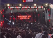 Masyarakat Tumpah Ruah Hadiri Konser Kotak Bersama Bawaslu