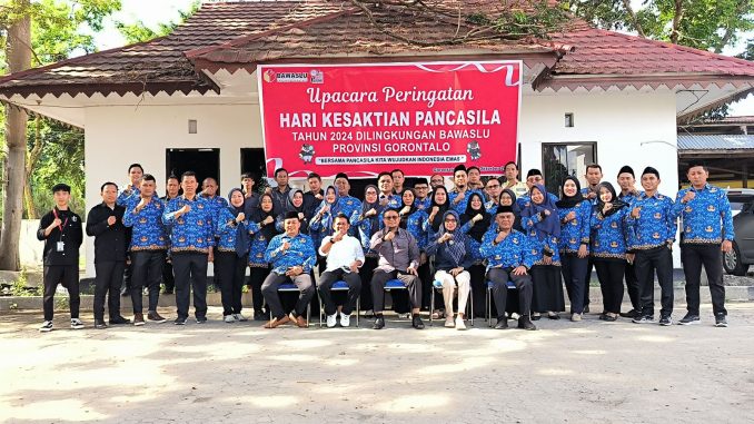 Keterangan Foto : Bawaslu Provinsi Gorontalo memperingati Hari Kesaktian Pancasila
