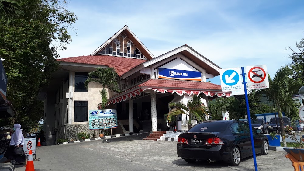 Keterangan : Kantor BRI Cabang Gorontalo (foto : 2pos)