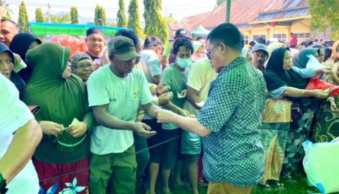 Pemkab Gorontalo dan Pemprov Gelar Pasar Murah di Tibawa