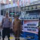 Keterangan Foto : Moh. Fadjri Arsyad saat mengawasi Proses pelepasan logistik ini berlangsung di Kantor Komisi Pemilihan Umum (KPU) Kabupaten Boalemo