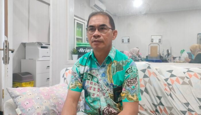 Keterangan Foto : Asisten Manajer Jaringan UP3 Gorontalo, Thaib Nento, (Randa/komparasi.id)