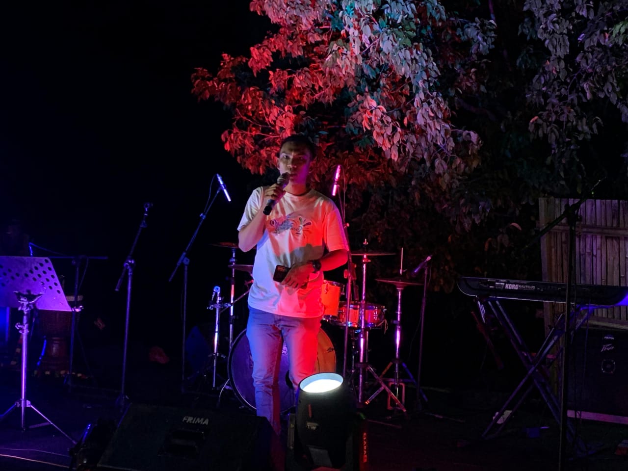 Keterangan Foto: Sambutan Kepala Desa Oluhuta, Ronal M Sahrain. 