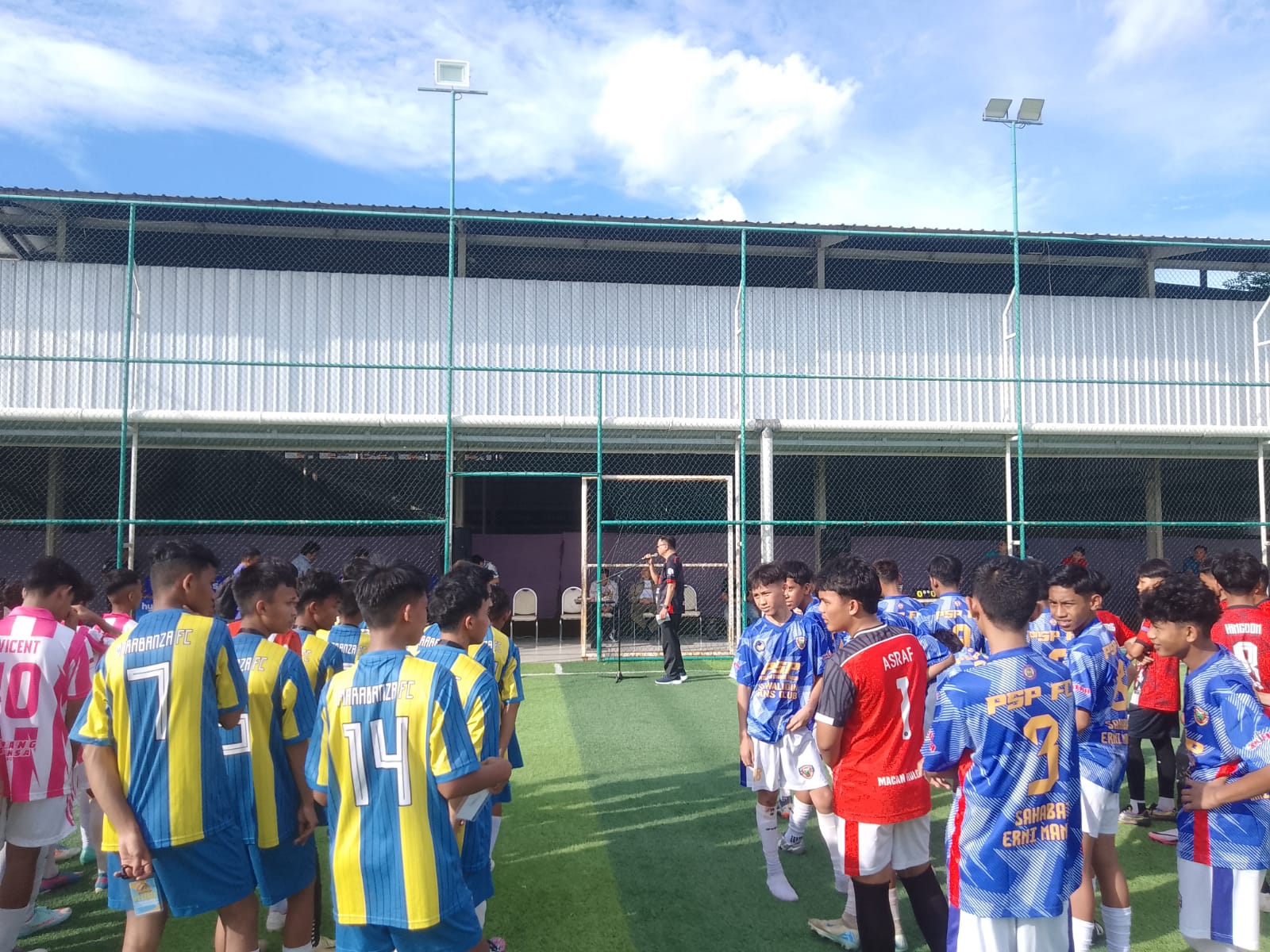 Keterangan Foto : Turnamen Mini Soccer tingkat pelajar SMP dan MTs se-Kota Gorontalo tahun 2025.(Fiki/komparasi.id)