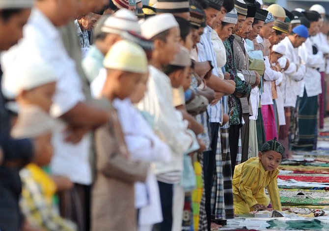 Keterangan Foto : Jamaah Sholat Idul Fitri (sumber;merdeka.com)
