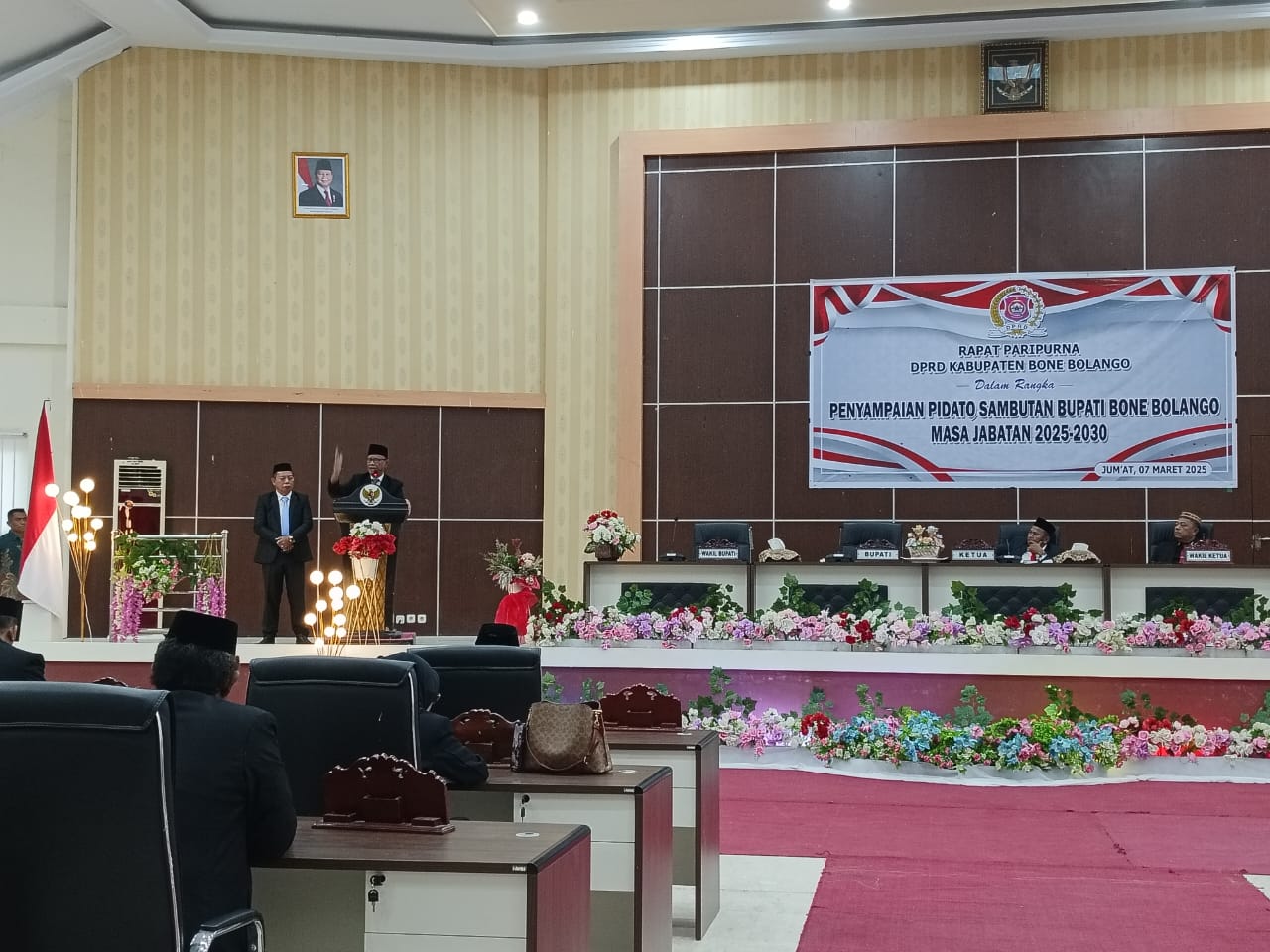 Keterangan : pidato perdana Ismet sebagai bupati di Rapat Paripurna DPRD Kabupaten Bone Bolango