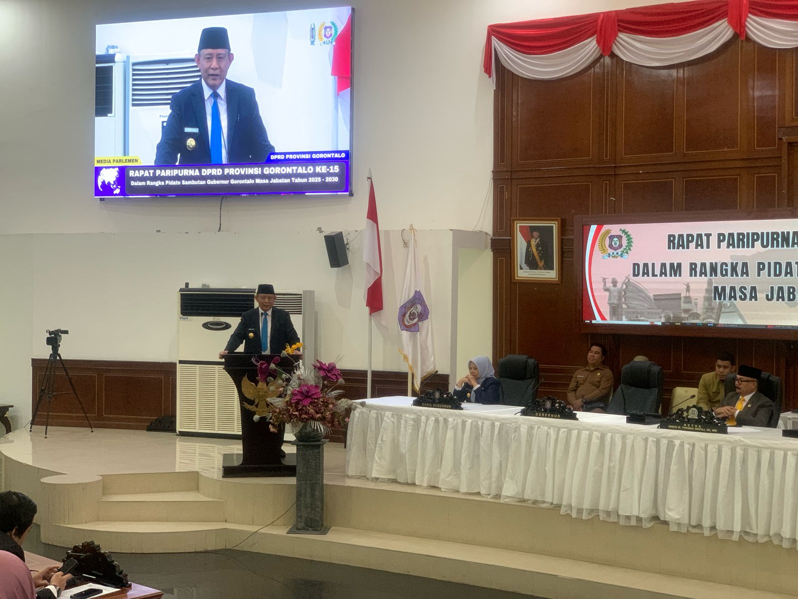 Keterangan Foto : Gubernur Gorontalo, Gusnar Ismail Paparkan Visi dan Lima Program Prioritas dalam Pidato Perdana