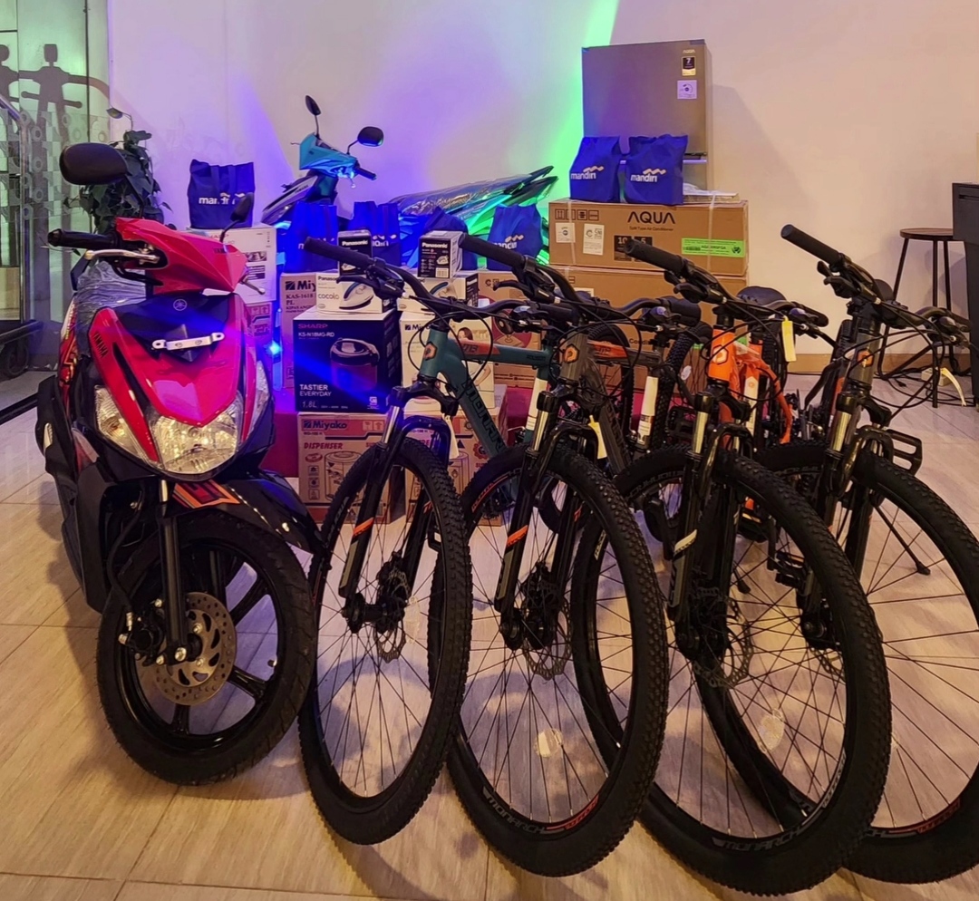 Keterangan: Hadiah menarik di Gorontalo Fun Run 2025