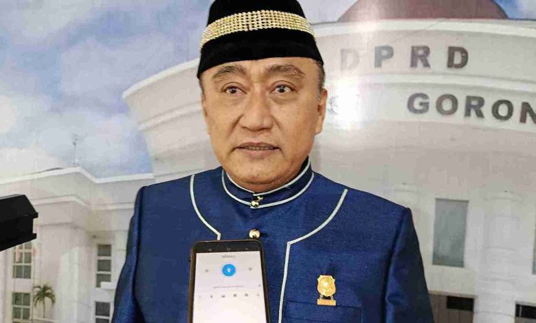 Ketua Komisi II DPRD Provinsi Gorontalo, Mikson Yapanto. (sumber : AS)