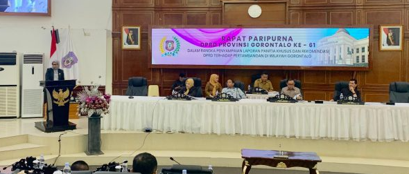 Rapat Paripurna ke-64 DPRD Provinsi Gorontalo memaparkan laporan Pansus Pertambangan