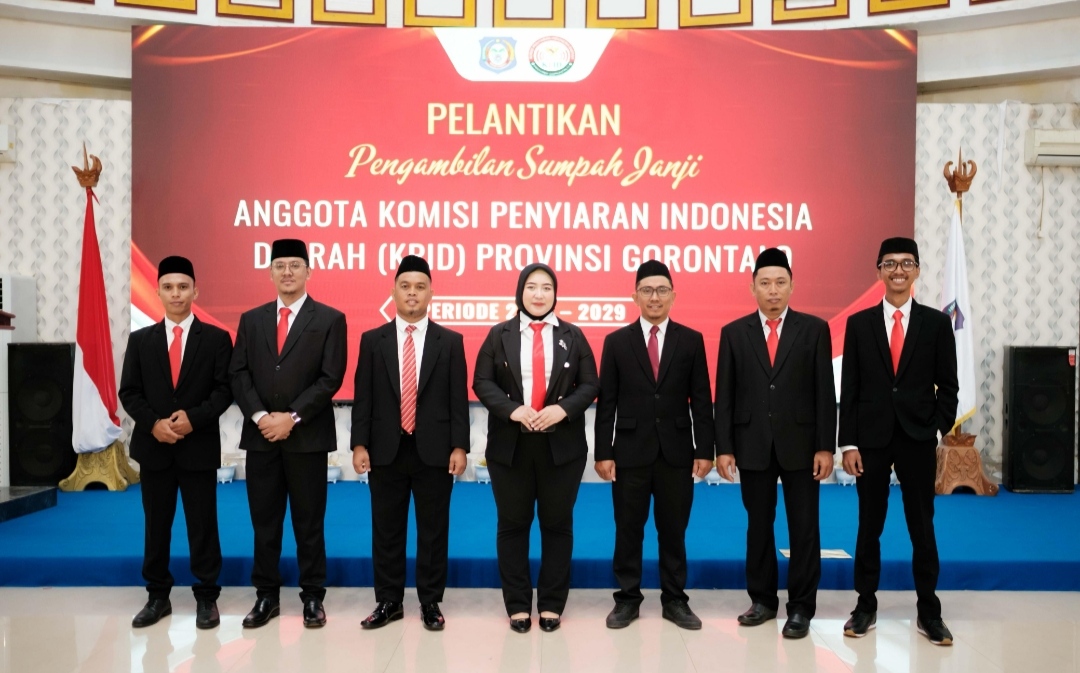 Keterangan: 7 Komisioner KPID Gorontalo Resmi Dilantik