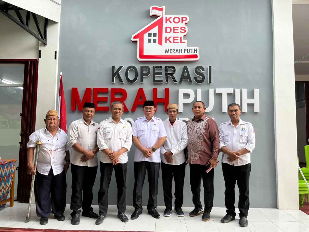 Keterangan : Pemkab Bone Bolango mempercepat pengoperasian Koperasi Desa/Kelurahan Merah Putih sebagai pusat pangan murah. (Sumber : Prokopim)