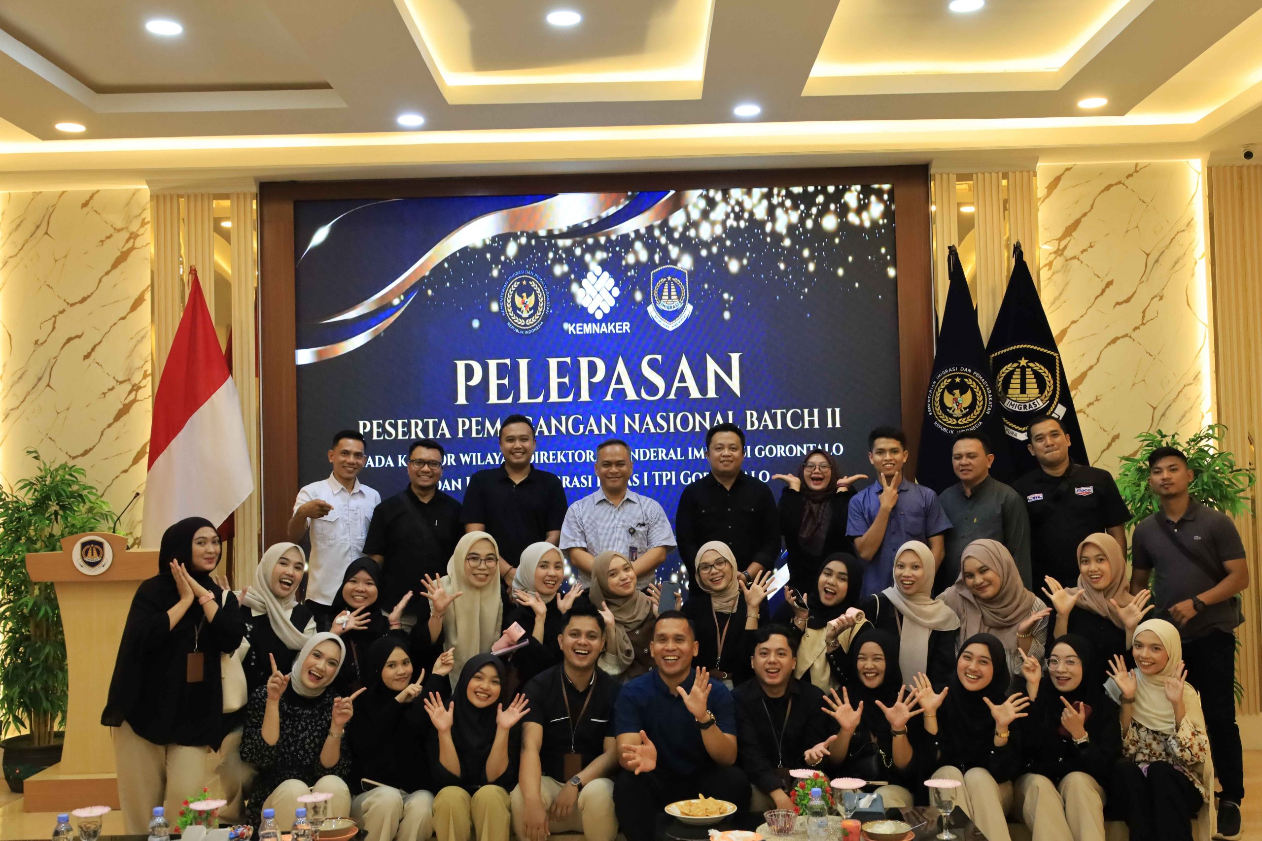 Imigrasi Gorontalo Lepas 47 Peserta Magang Hub Batch II