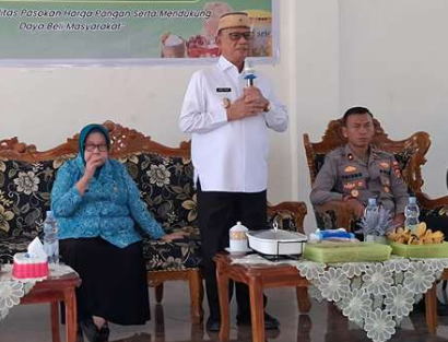 Pemerintah Kabupaten Bone Bolango menggelar Gerakan Pangan Murah di Kecamatan Tapa