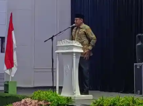 Gubernur Gorontalo Gusnar Ismail memuji kepemimpinan Ismet Mile