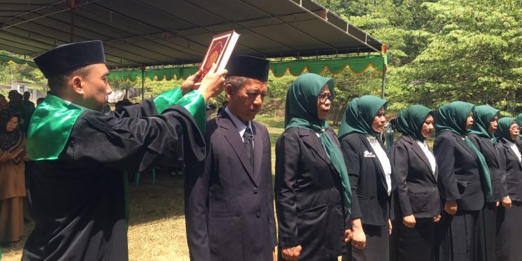 Bupati Bone Bolango Dorong Kepala Sekolah Jadi Penggerak Perubahan